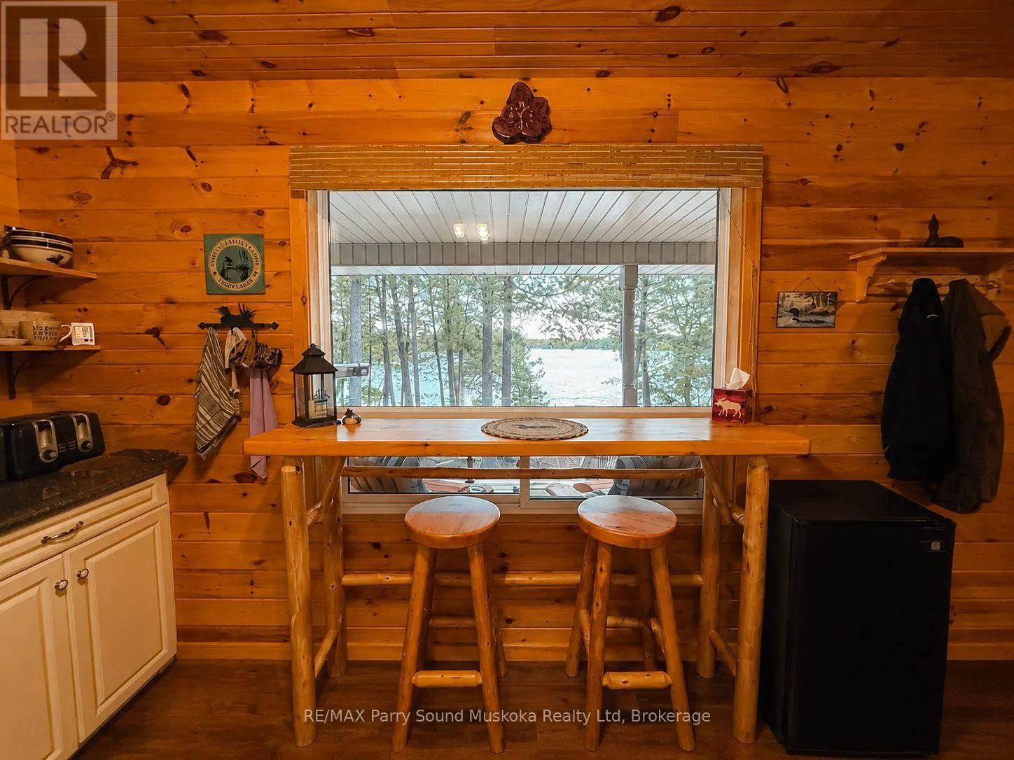 634 WA WHITESTONE LAKE