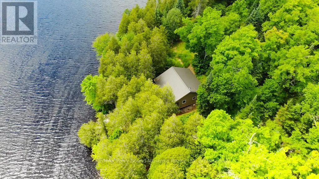634 WA WHITESTONE LAKE