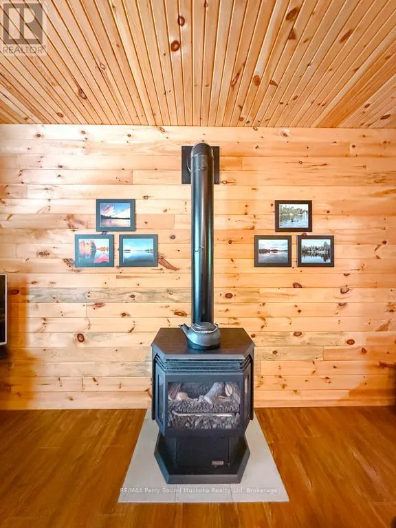 634 WA WHITESTONE LAKE
