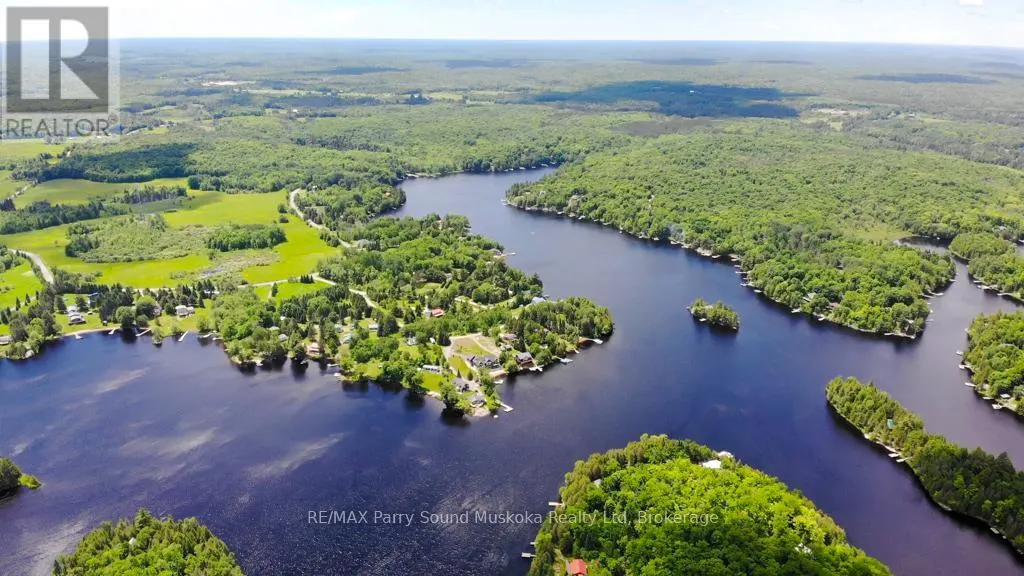 634 WA WHITESTONE LAKE