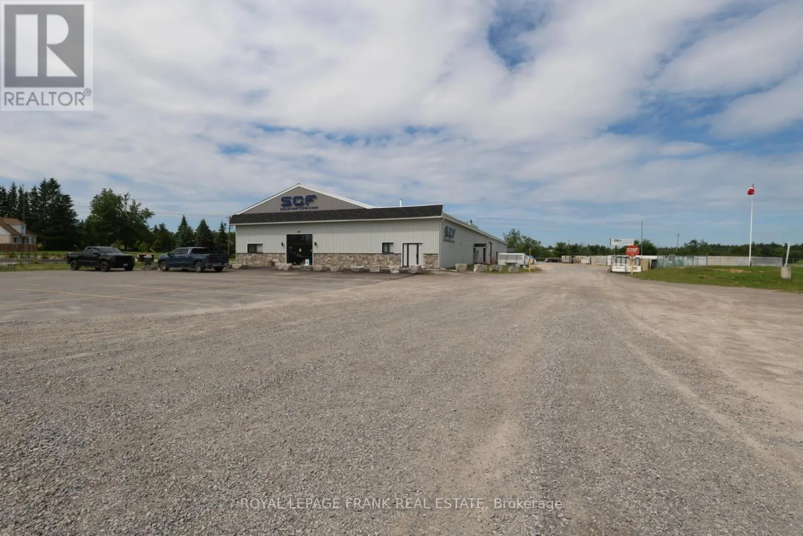 2075 DAVIS ROAD