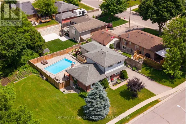462 RIVERCREST DRIVE