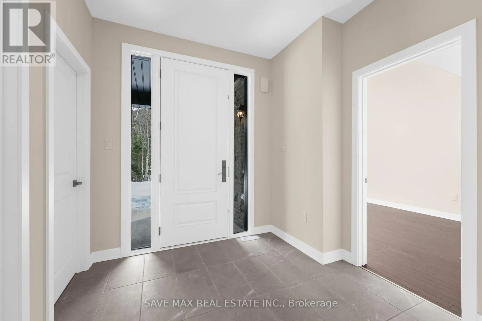 1007 KINGSRIDGE COURT