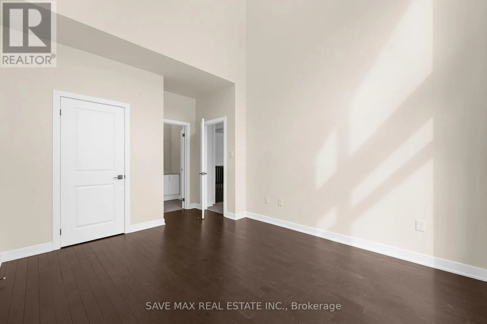 1007 KINGSRIDGE COURT