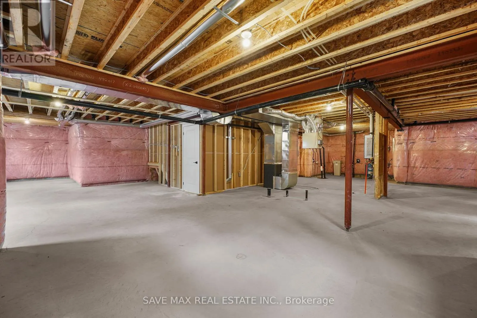 1007 KINGSRIDGE COURT
