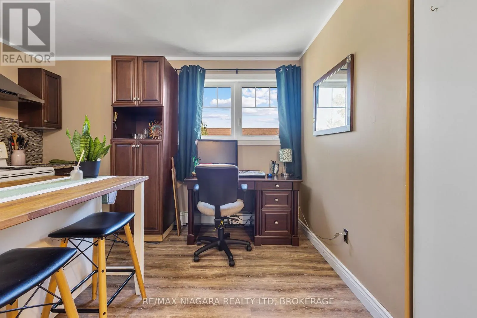 1 LINDEN AVENUE