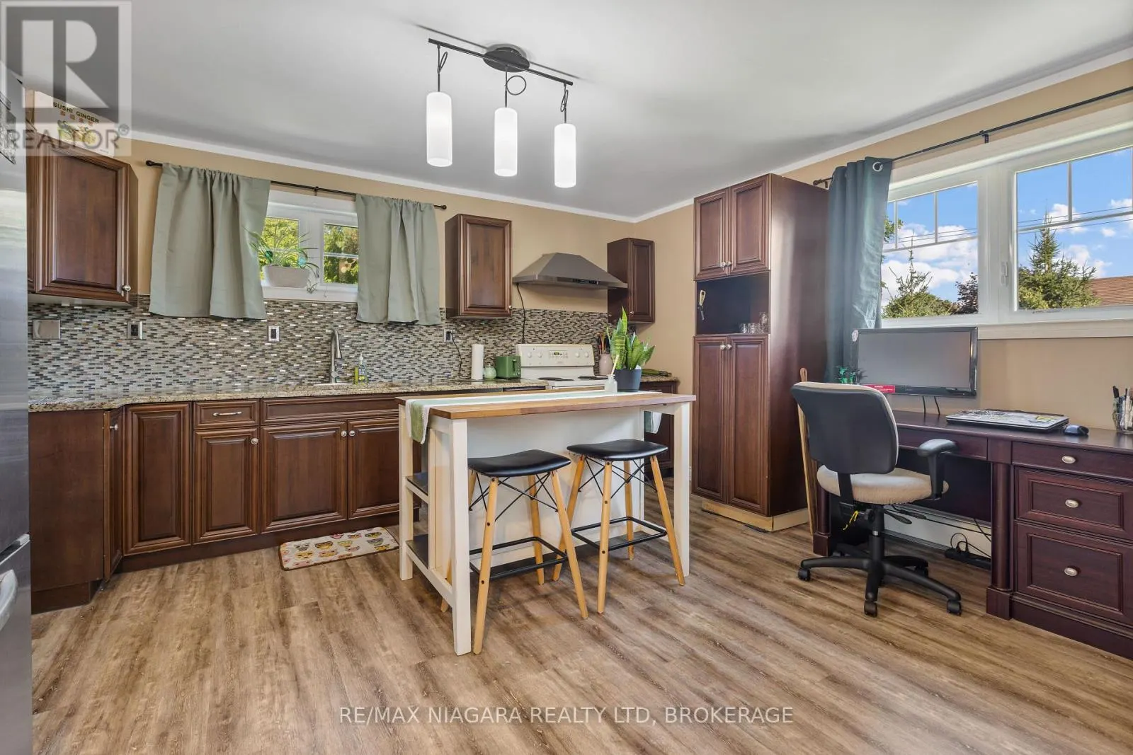 1 LINDEN AVENUE