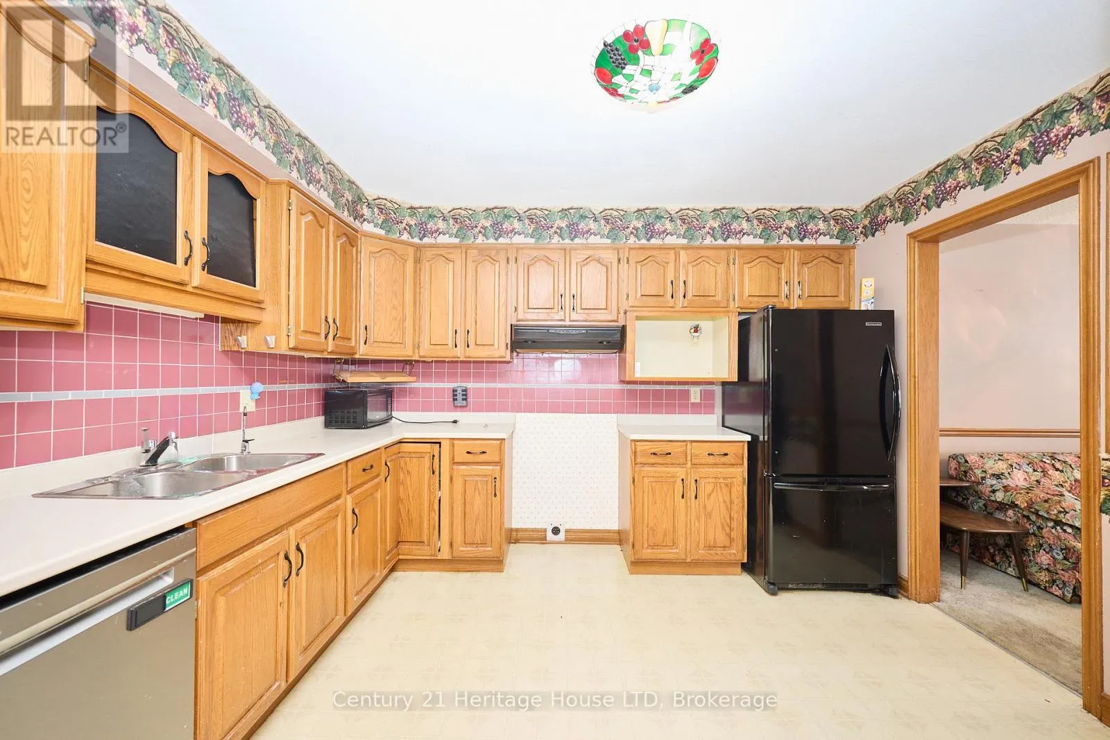 20 - 2720 MEWBURN ROAD #20