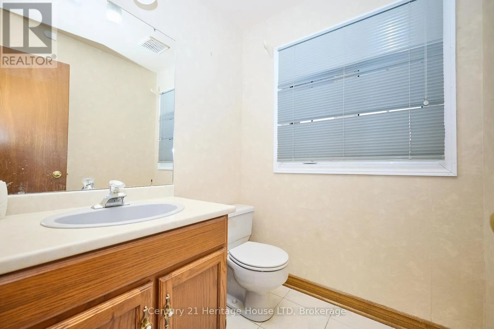 20 - 2720 MEWBURN ROAD #20