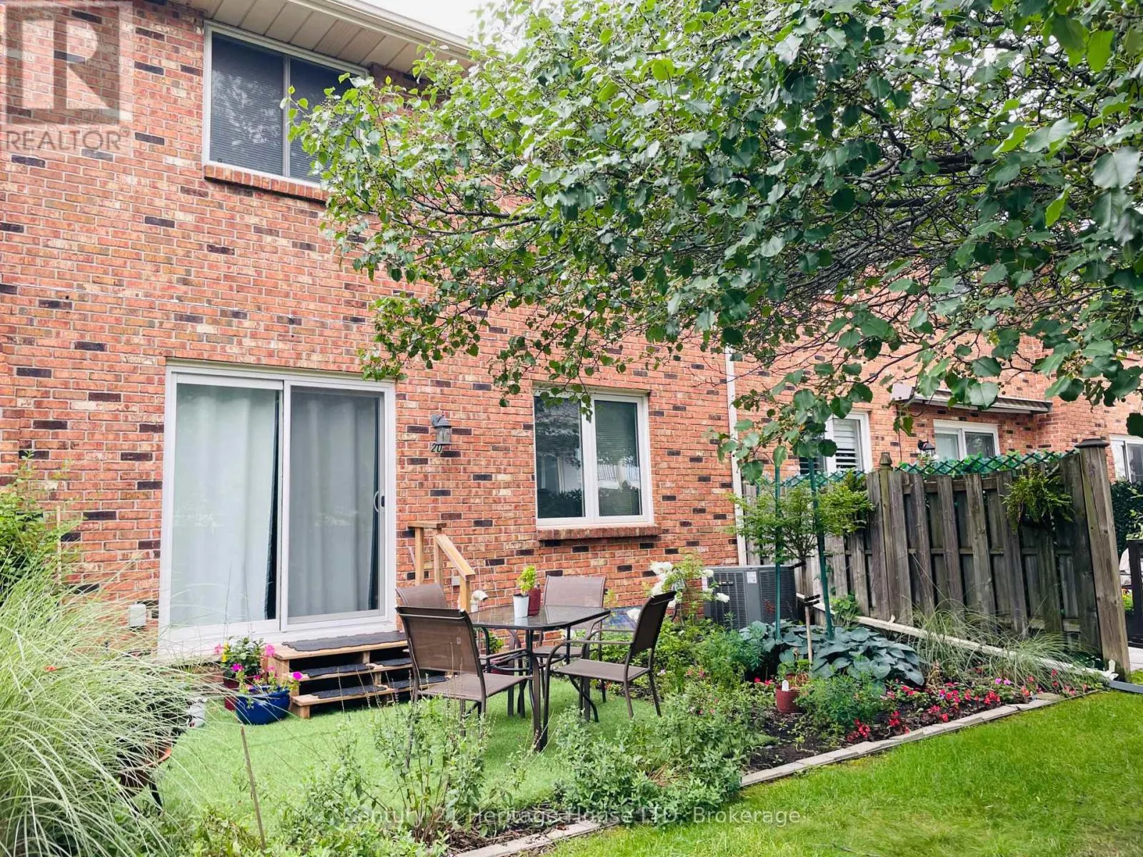 20 - 2720 MEWBURN ROAD #20