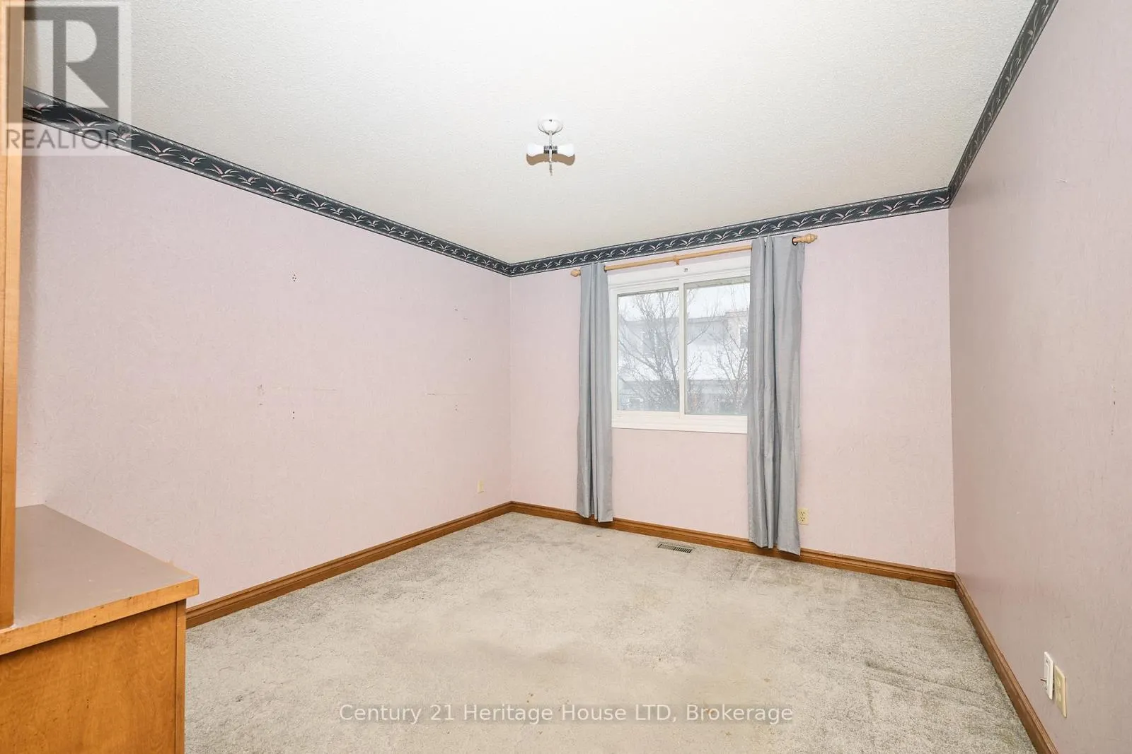 20 - 2720 MEWBURN ROAD #20