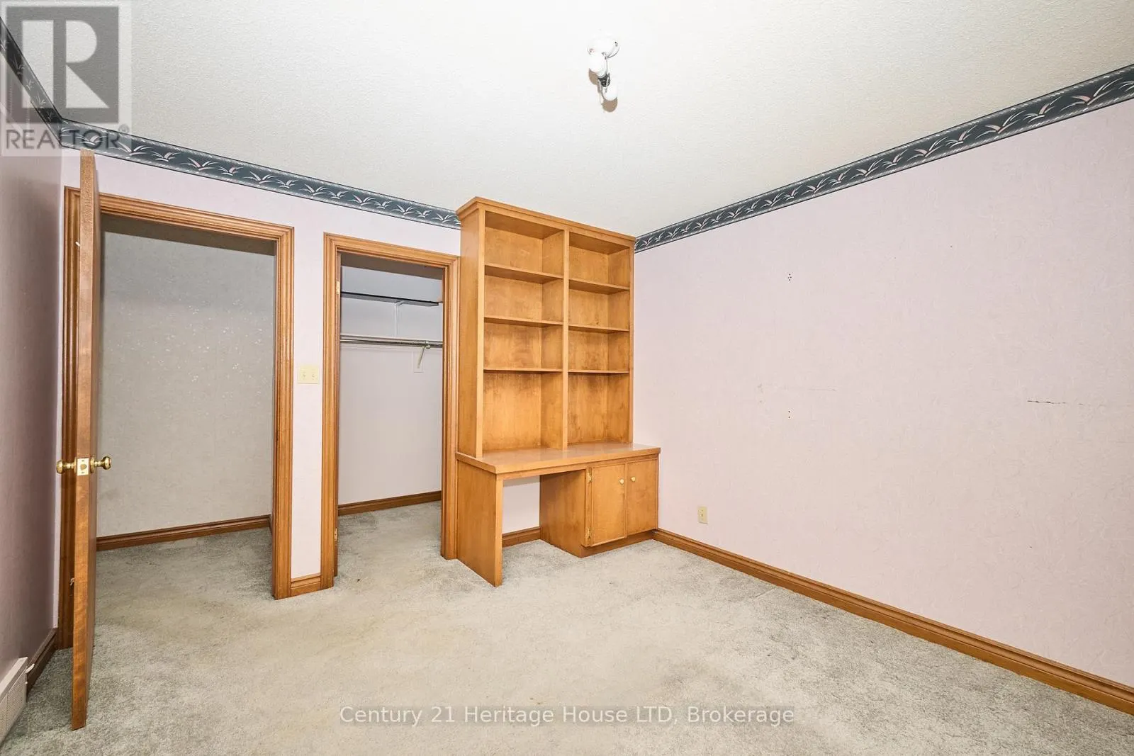 20 - 2720 MEWBURN ROAD #20