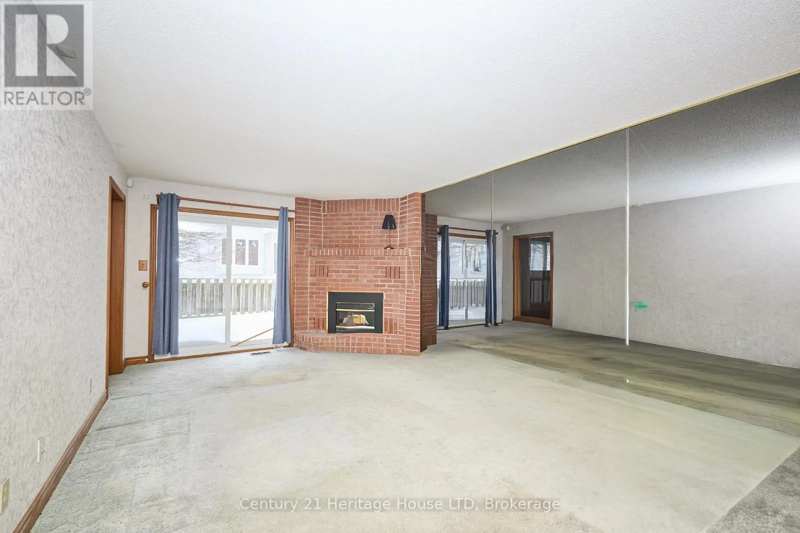 20 - 2720 MEWBURN ROAD #20