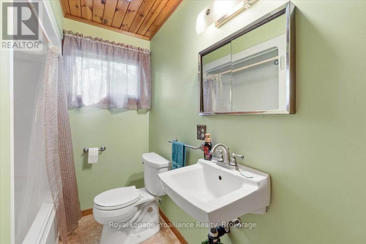 42-B HAWKINS BAY ROAD