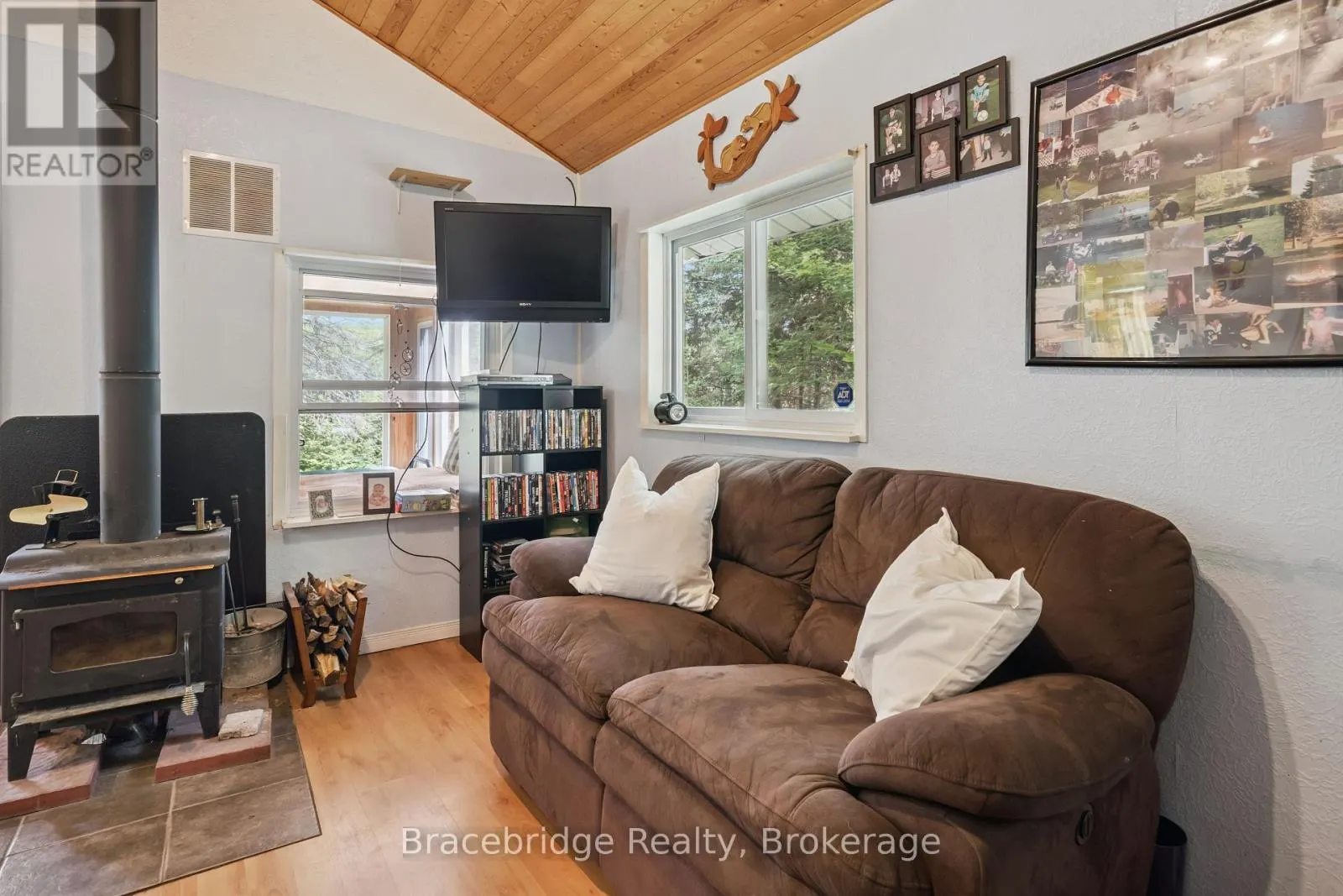 1100 COLONY ROAD