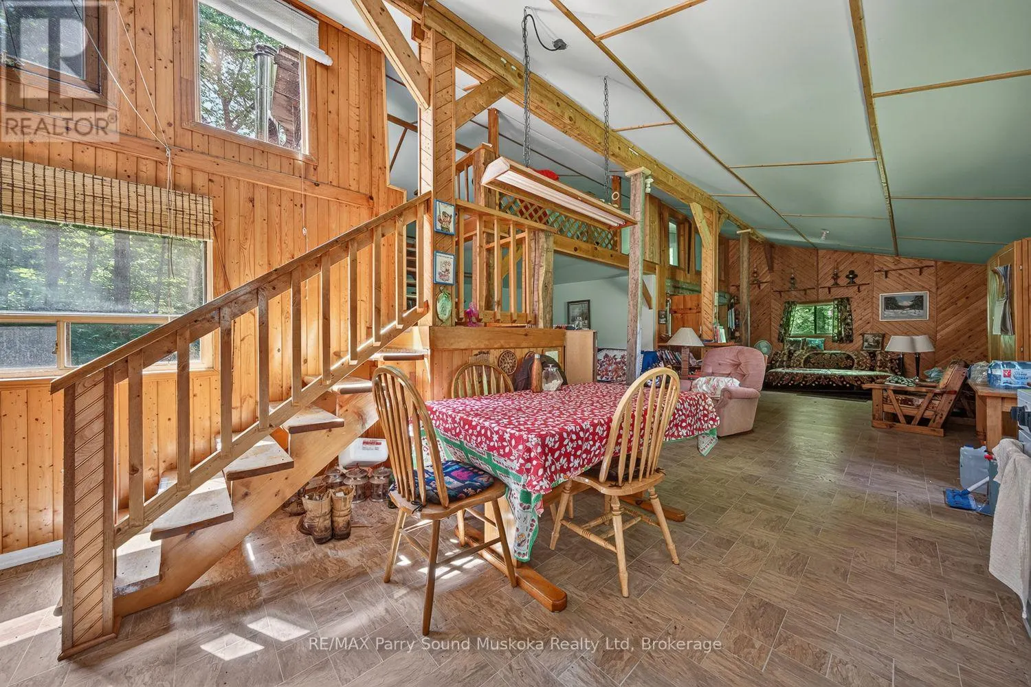 32 SHADY MAPLE TRAIL