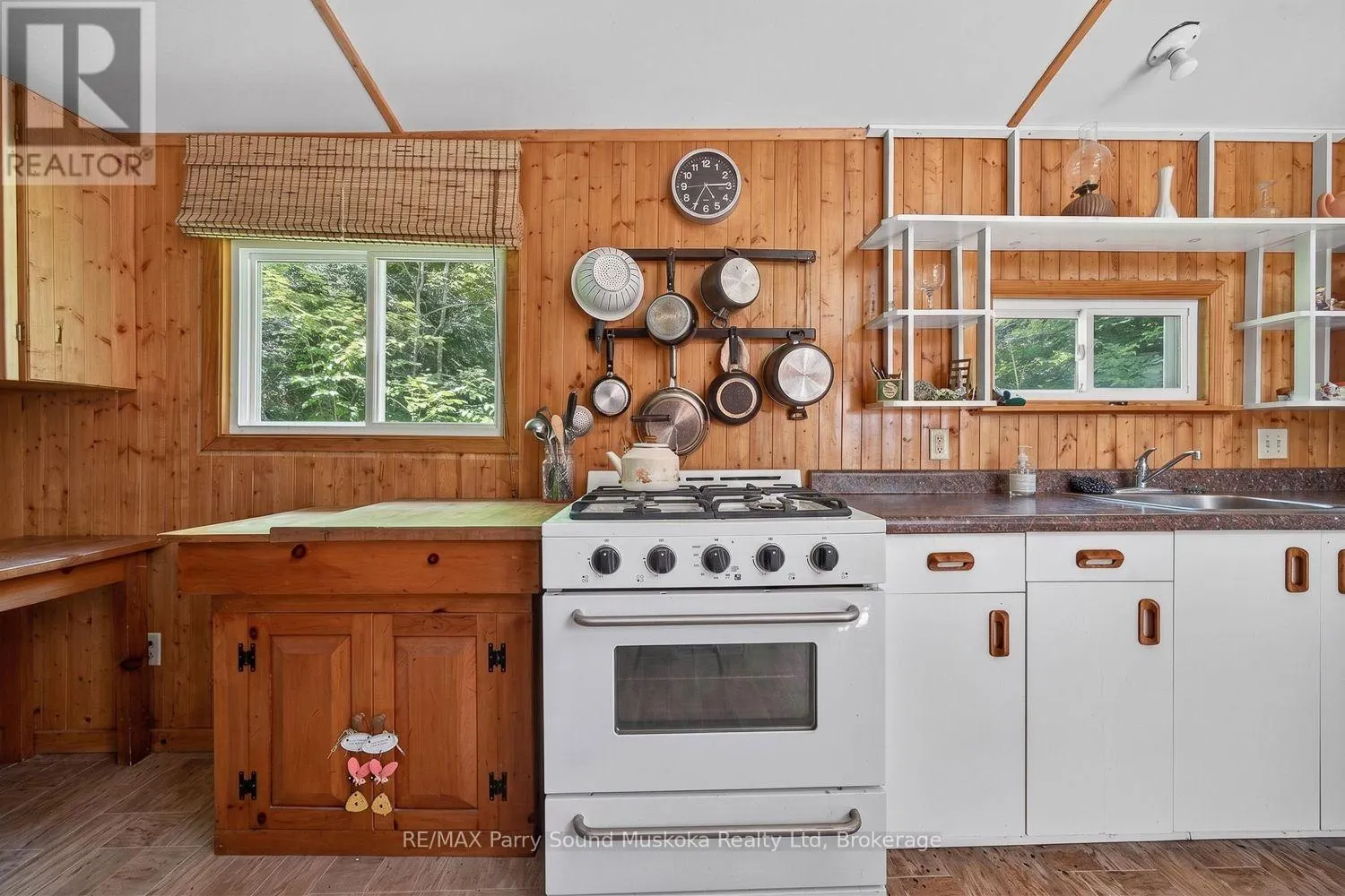 32 SHADY MAPLE TRAIL