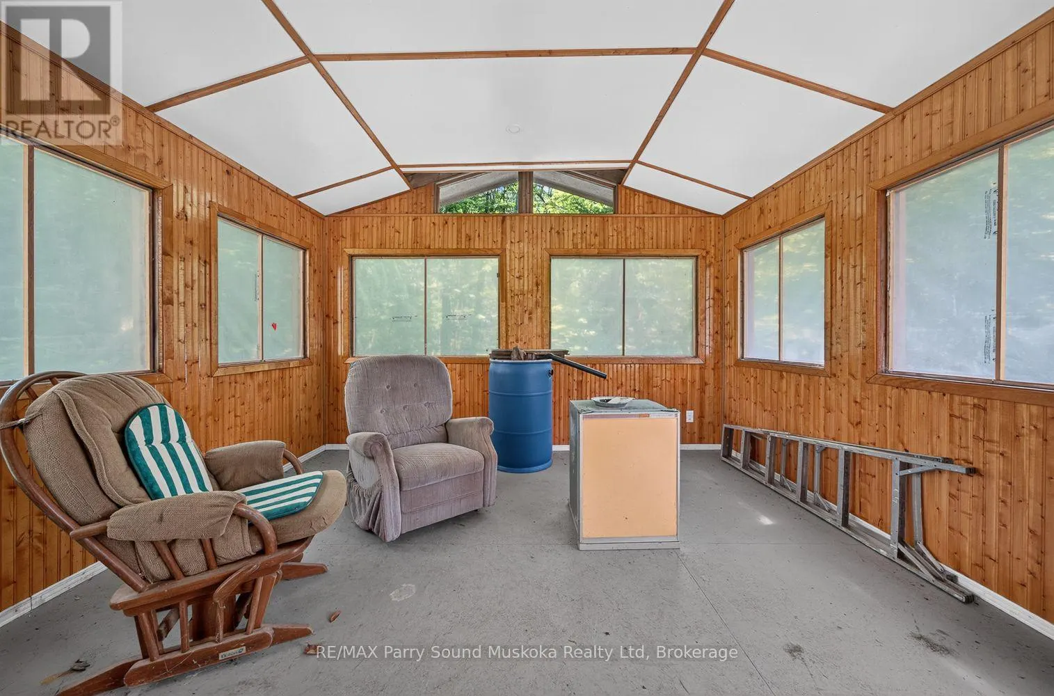 32 SHADY MAPLE TRAIL