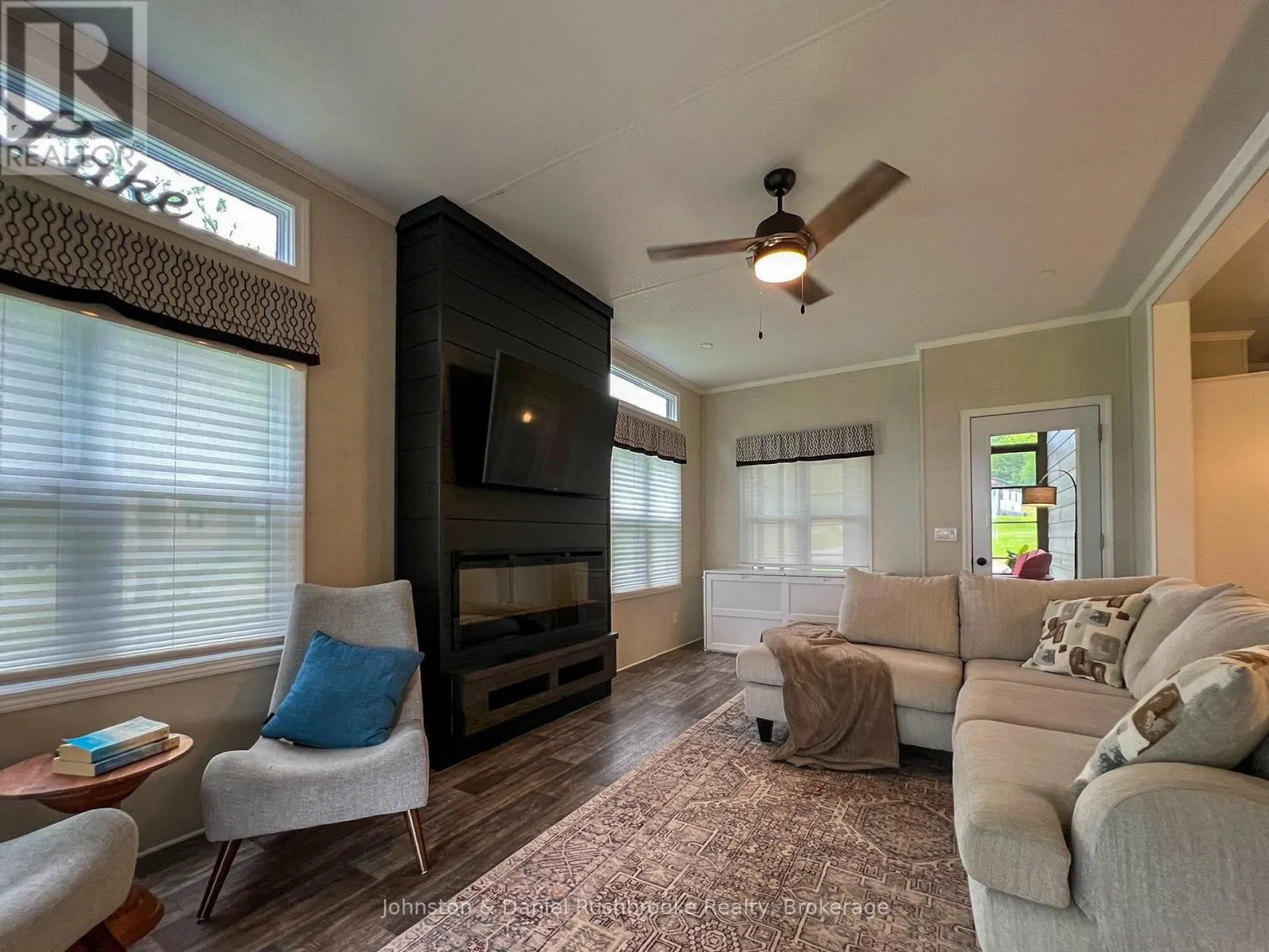 SITE 11 - 1366 ROSSEAU LAKE ROAD 2 ROAD #Site 11