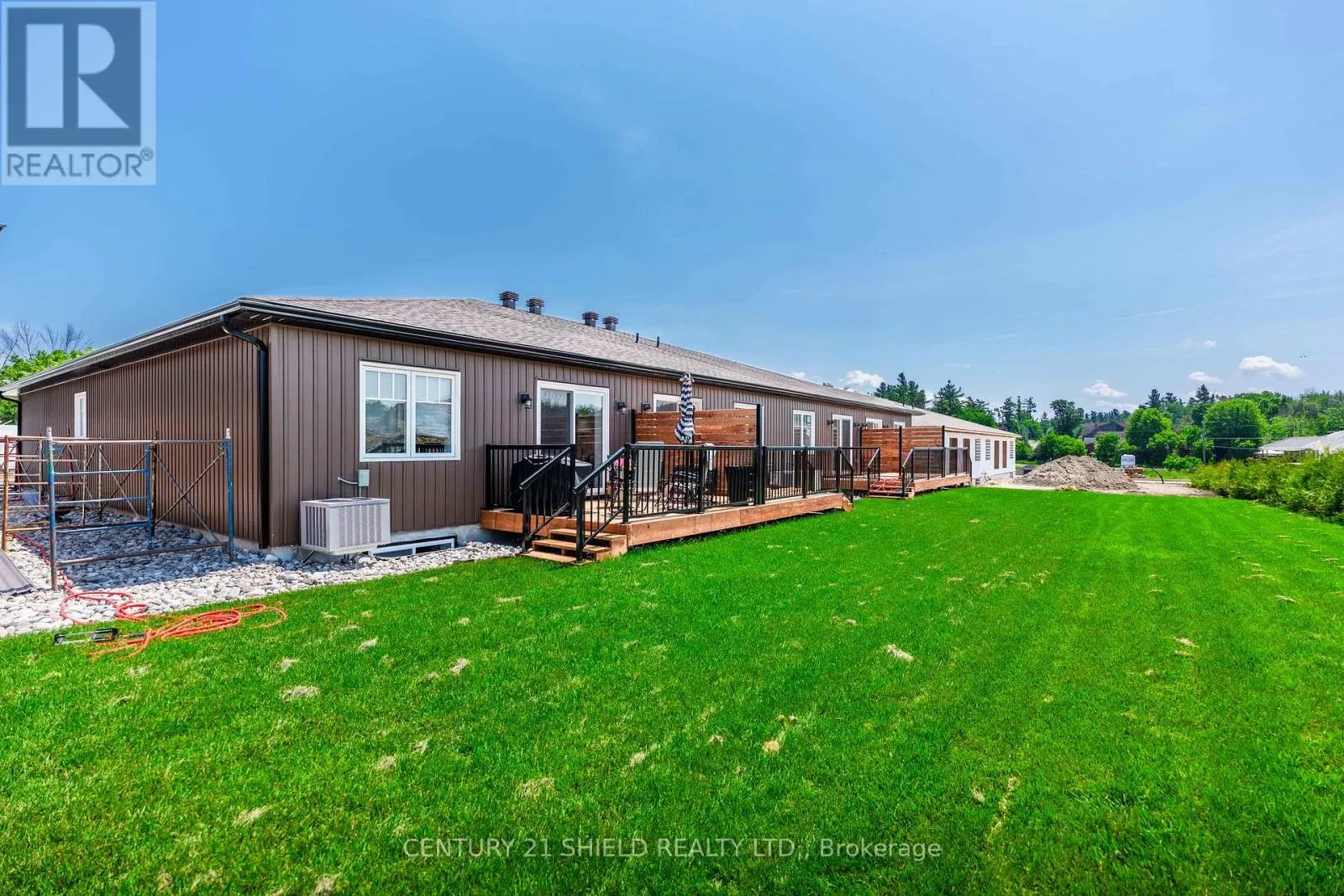 22 ERINDALE LANE