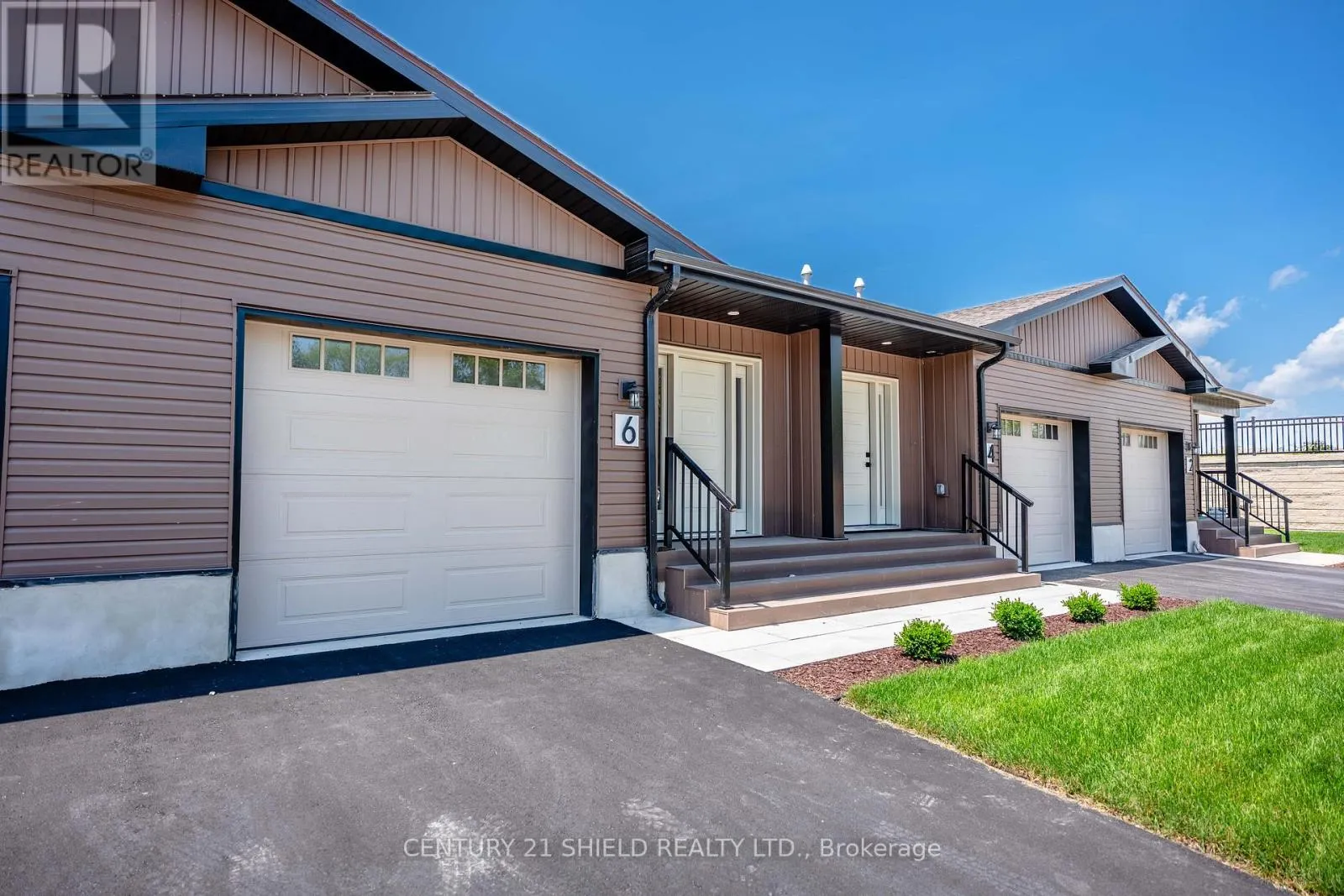 22 ERINDALE LANE