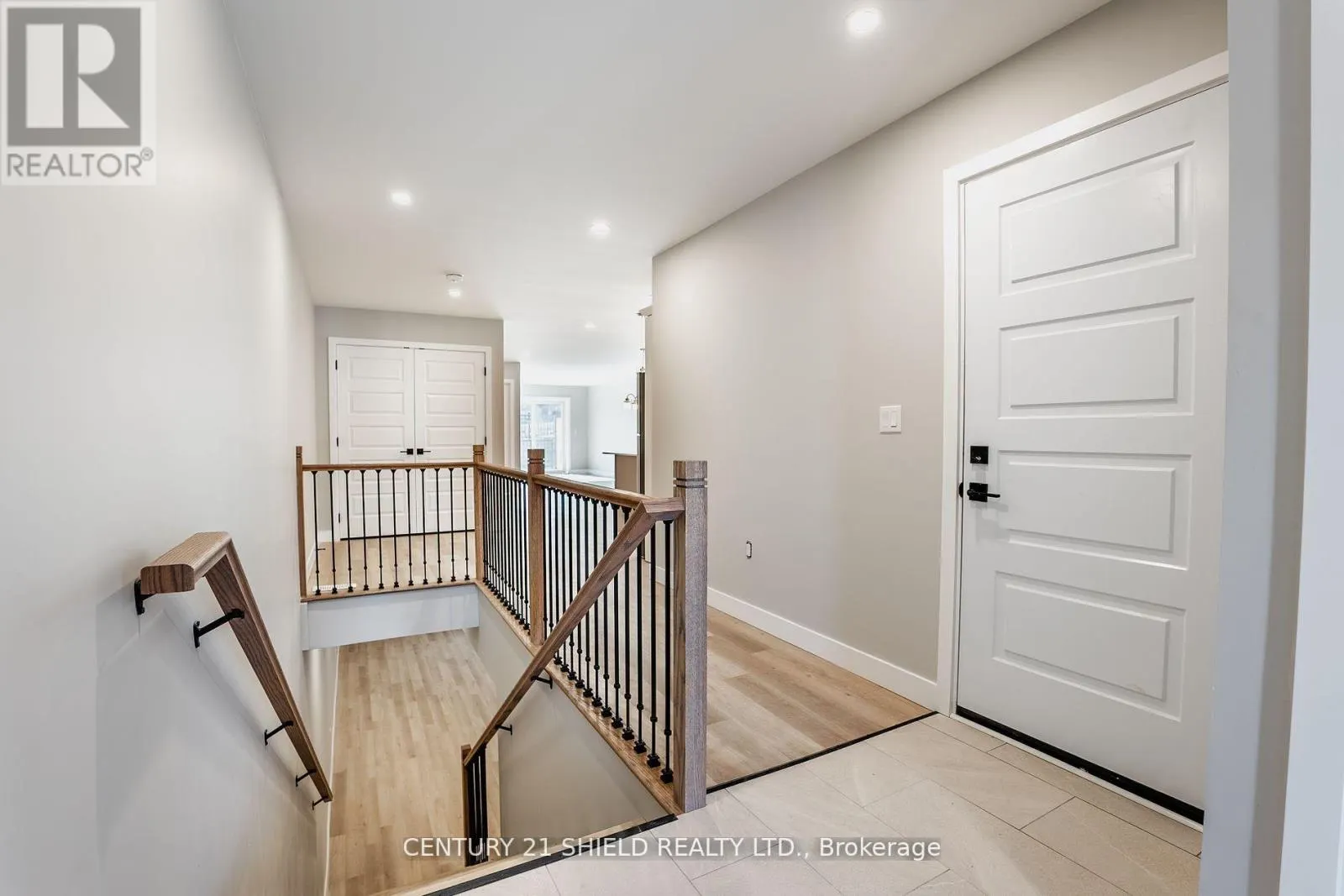 22 ERINDALE LANE