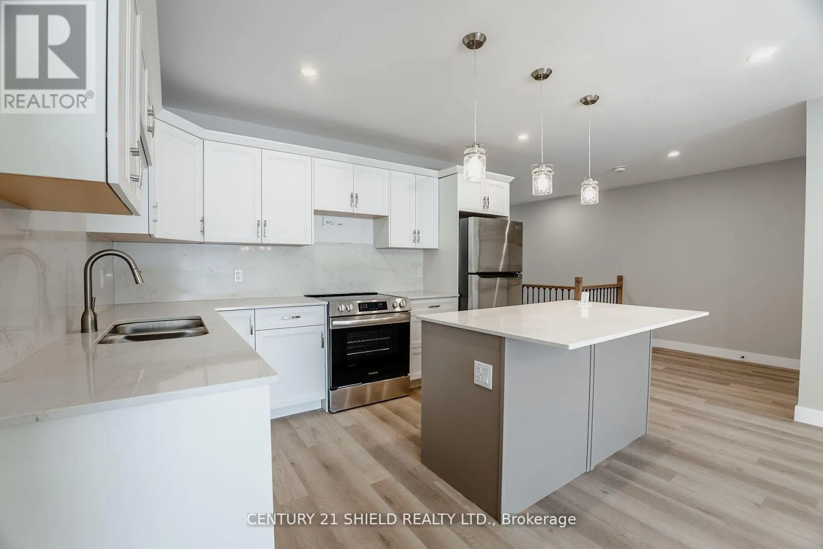 22 ERINDALE LANE