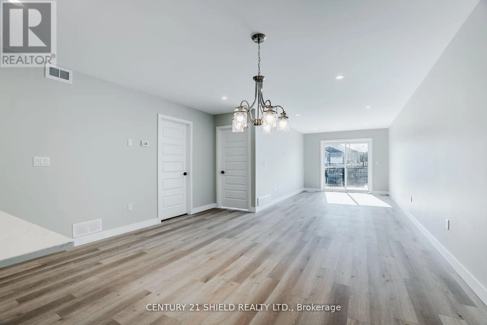 22 ERINDALE LANE
