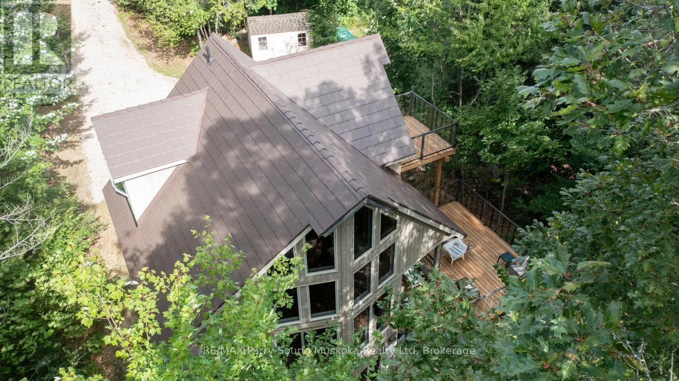 32A STERNER DRIVE