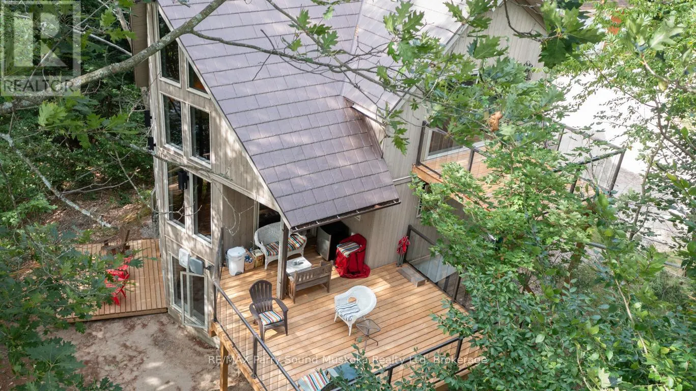 32A STERNER DRIVE