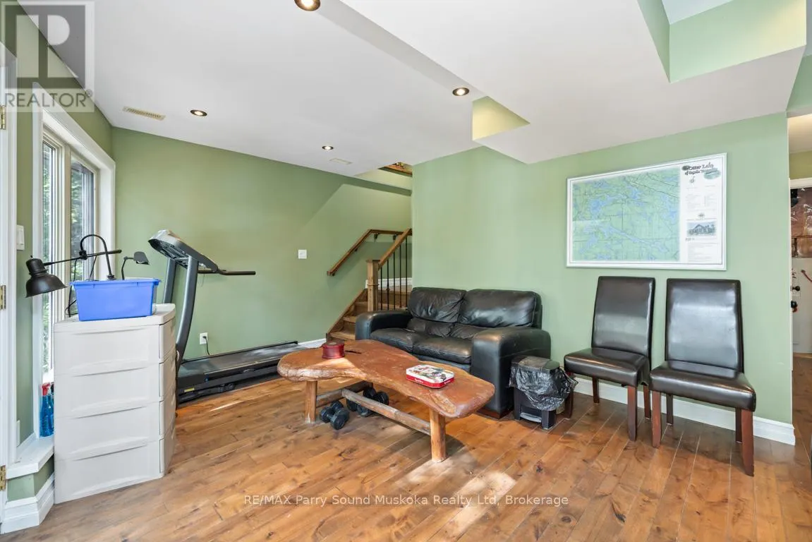 32A STERNER DRIVE