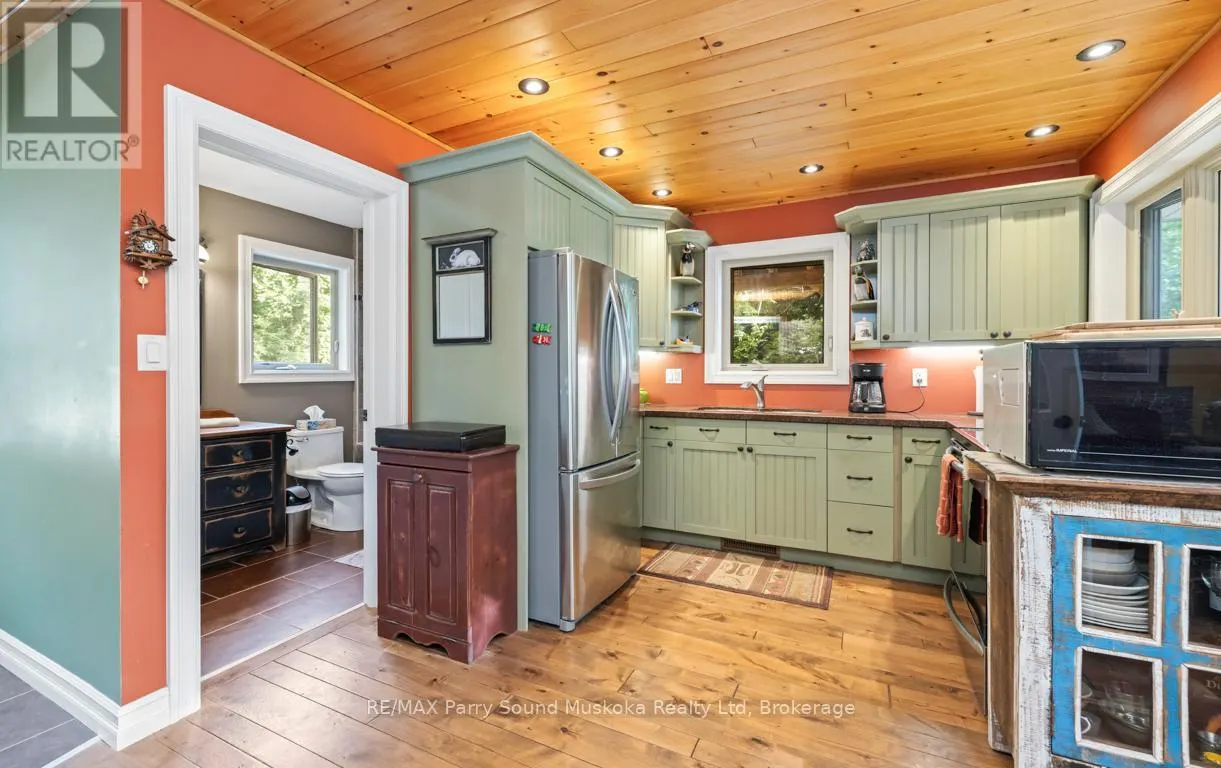 32A STERNER DRIVE