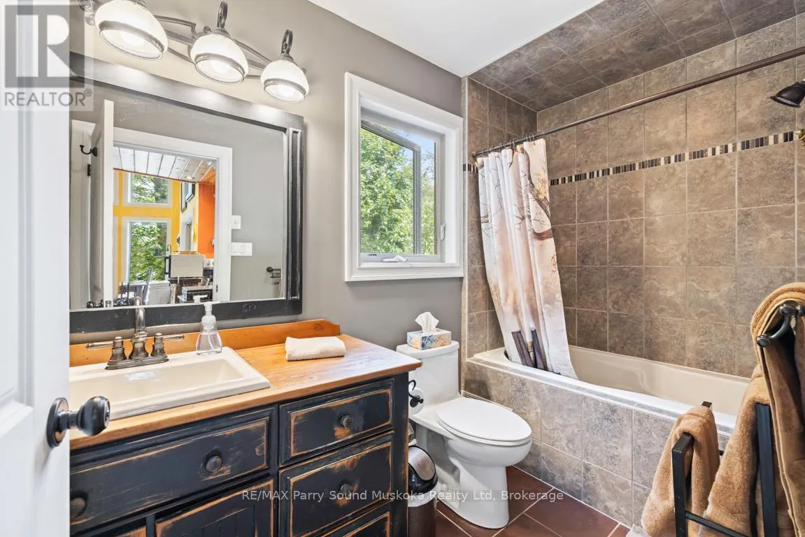 32A STERNER DRIVE