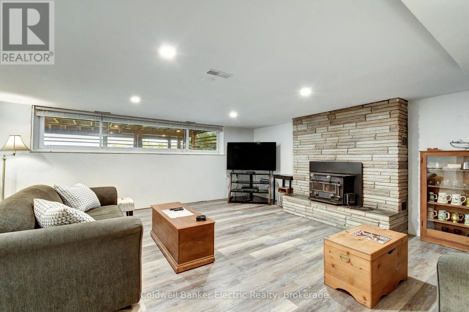 1647 STENNER ROAD