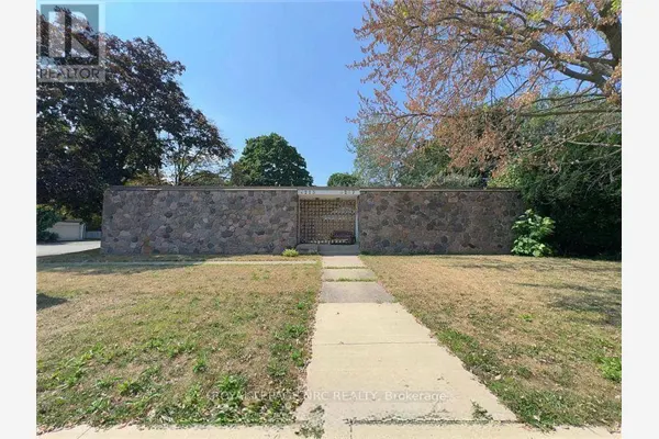 4213/4207 4213/4207 DRUMMOND ROAD