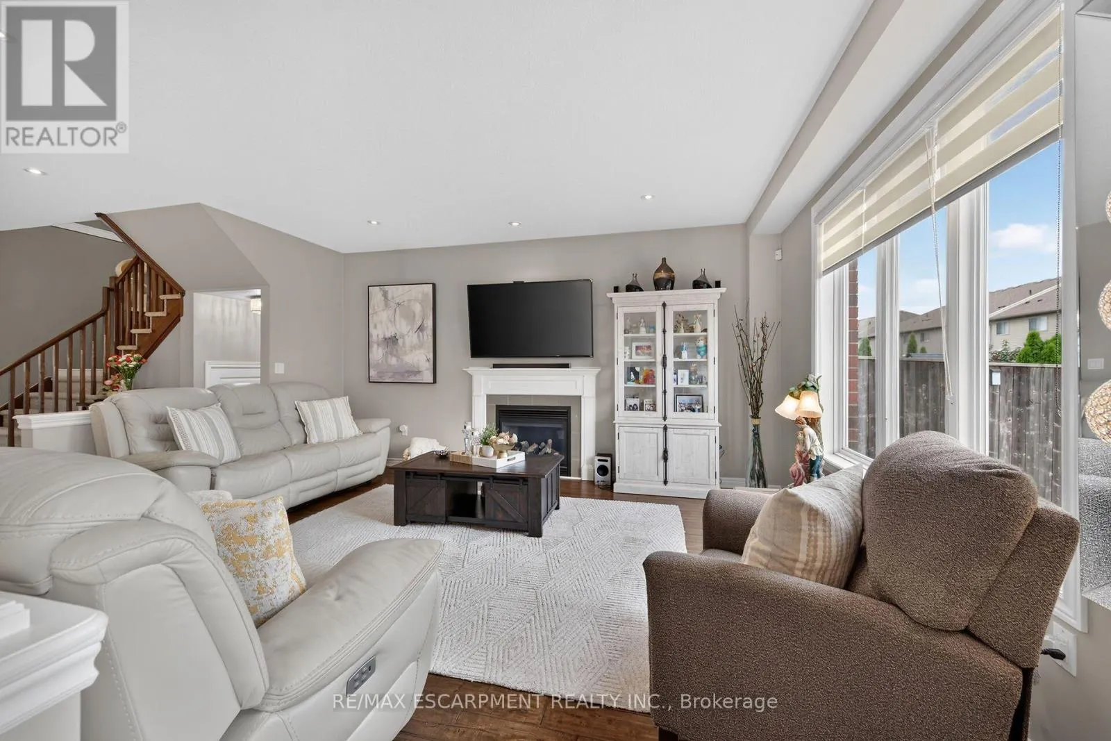 68 GARINGER CRESCENT