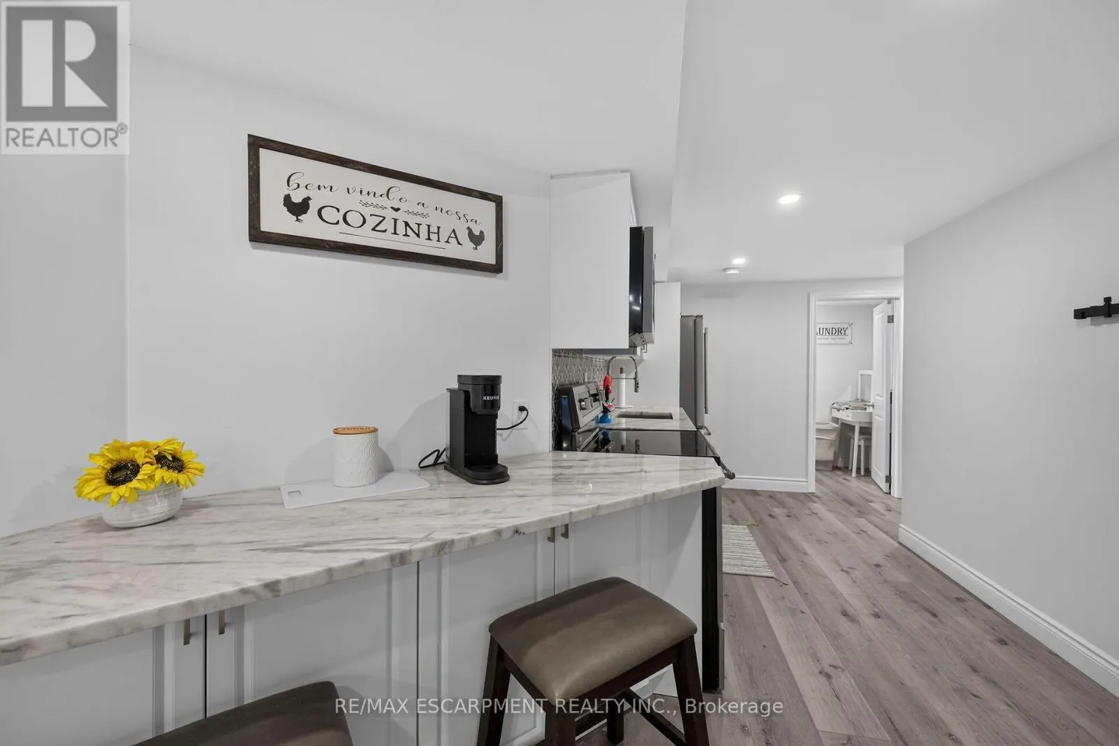 68 GARINGER CRESCENT