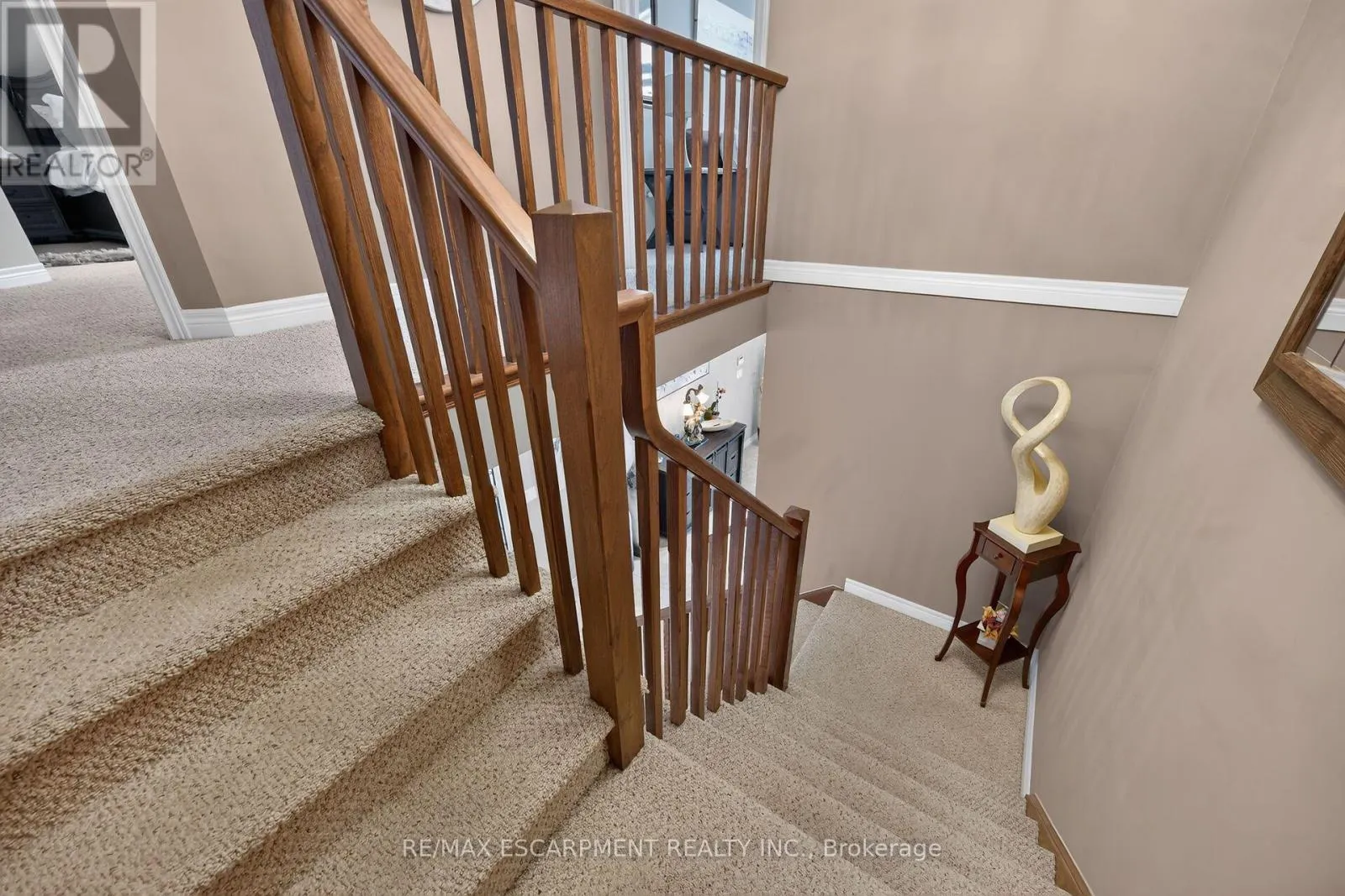 68 GARINGER CRESCENT
