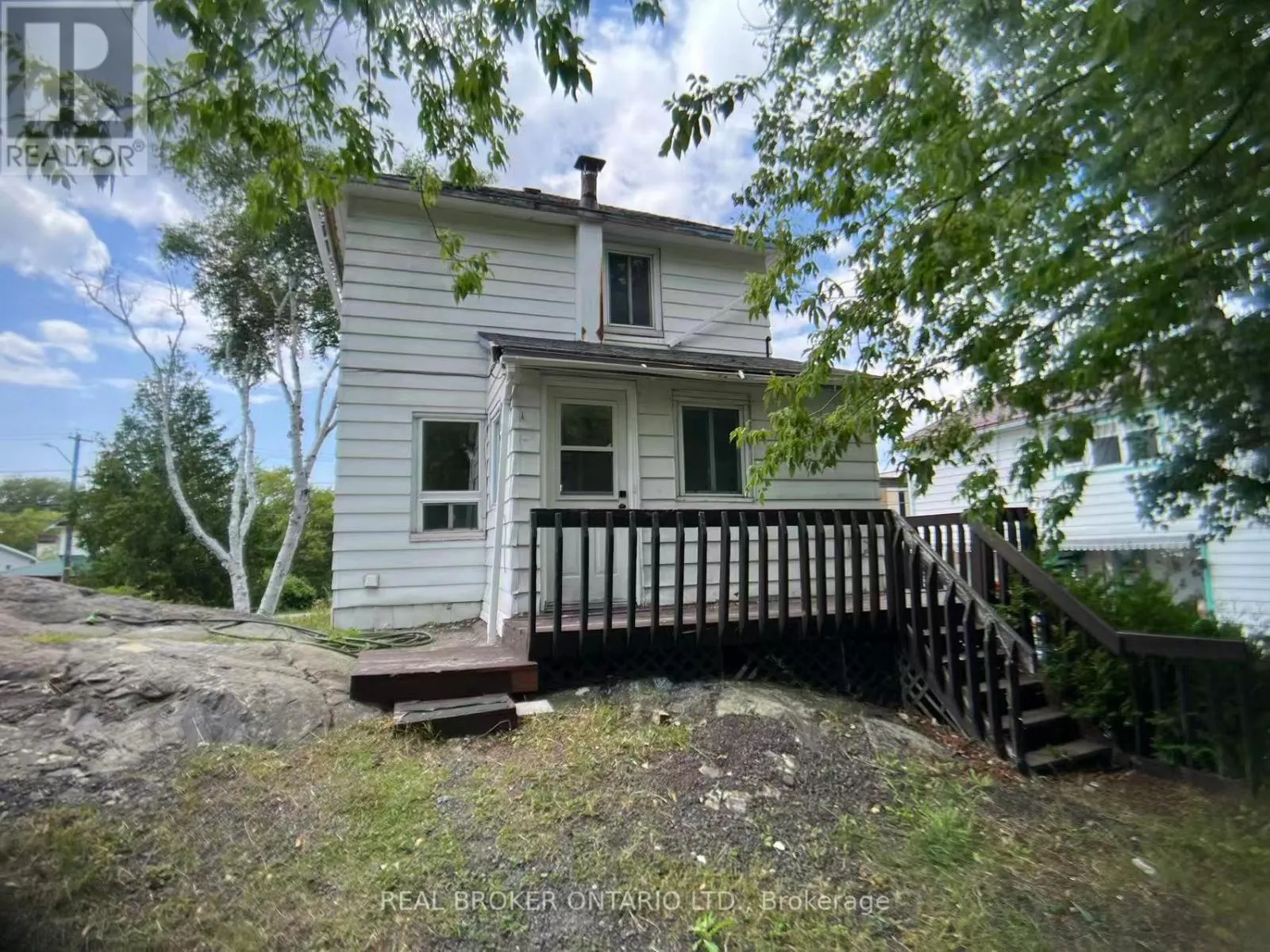 236 MOUNTAIN STREET