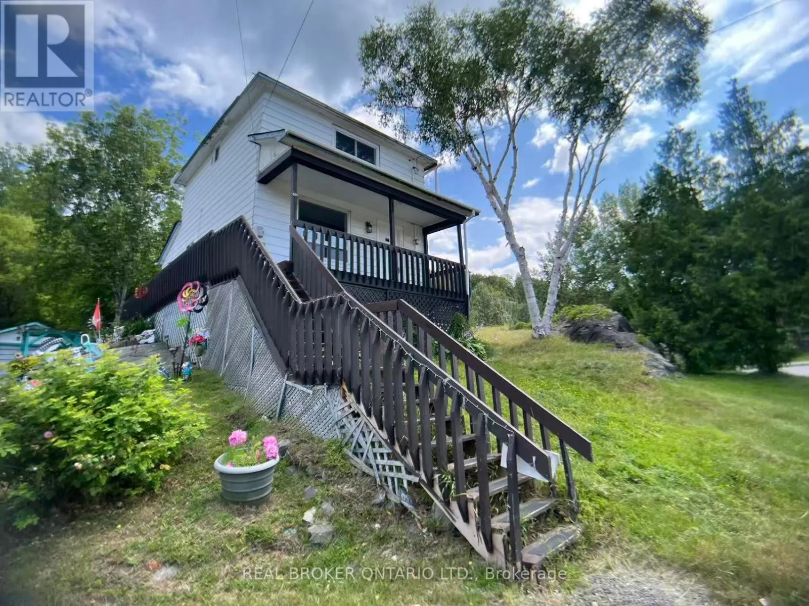 236 MOUNTAIN STREET