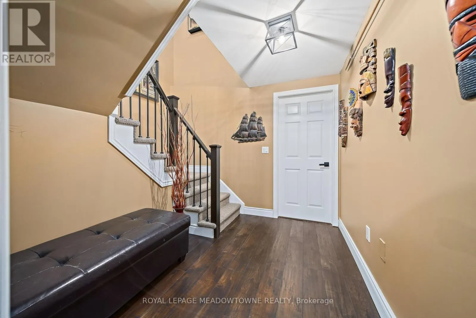 12 FAIRWAY LANE