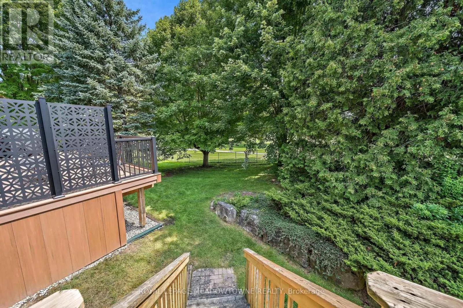 12 FAIRWAY LANE