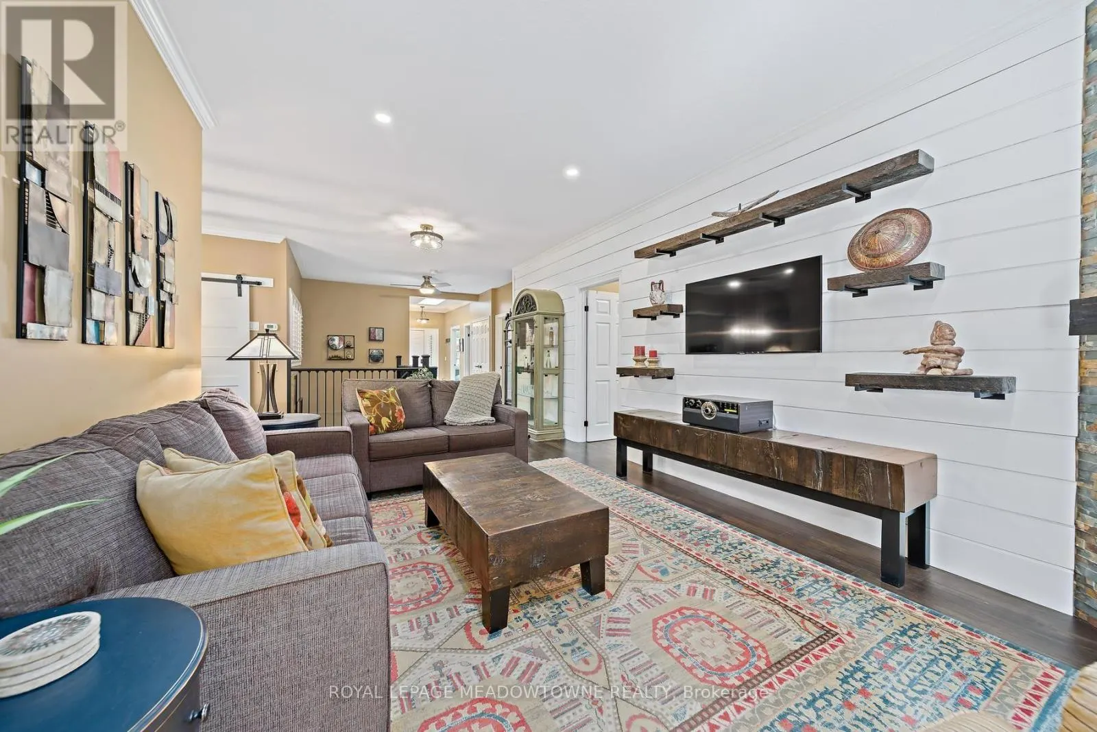 12 FAIRWAY LANE