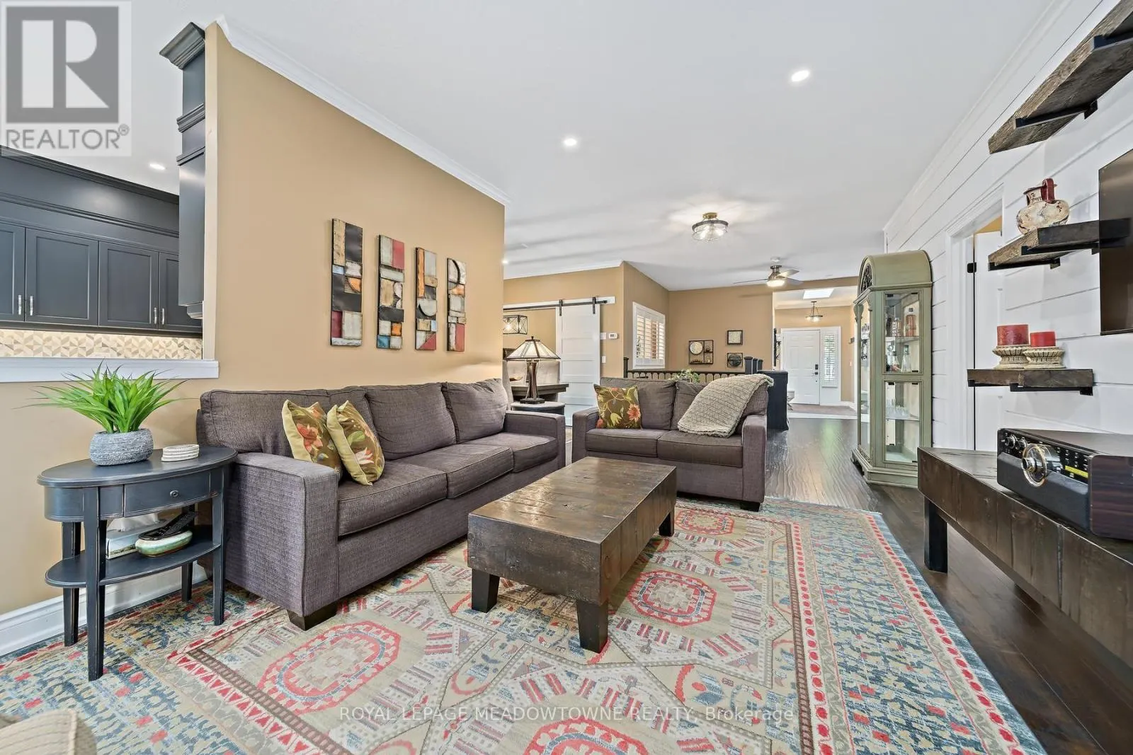 12 FAIRWAY LANE