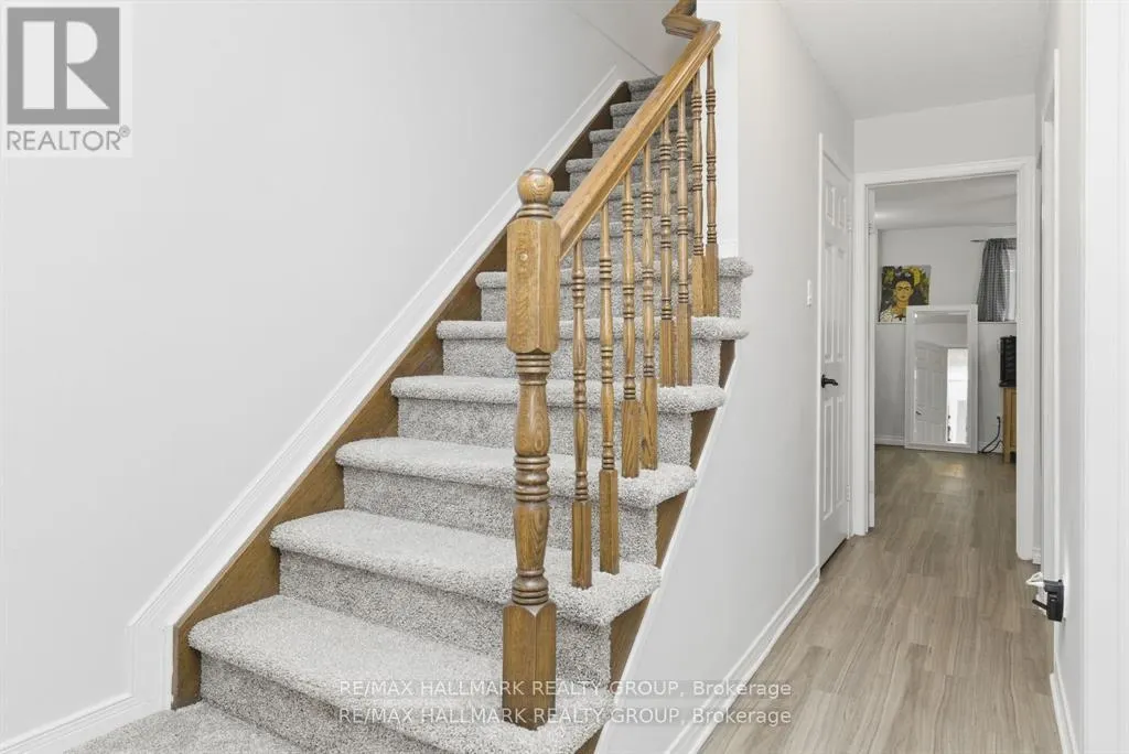 3 - 390 BRISTON PRIVATE