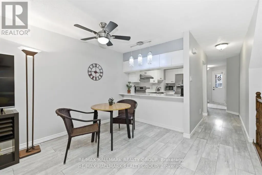 3 - 390 BRISTON PRIVATE