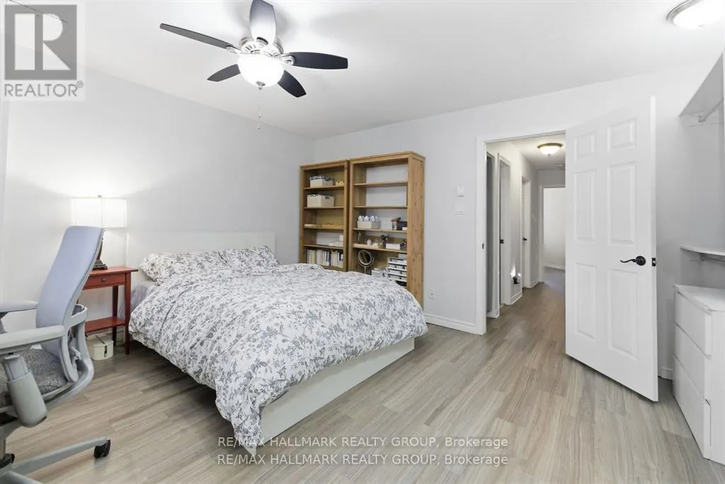 3 - 390 BRISTON PRIVATE