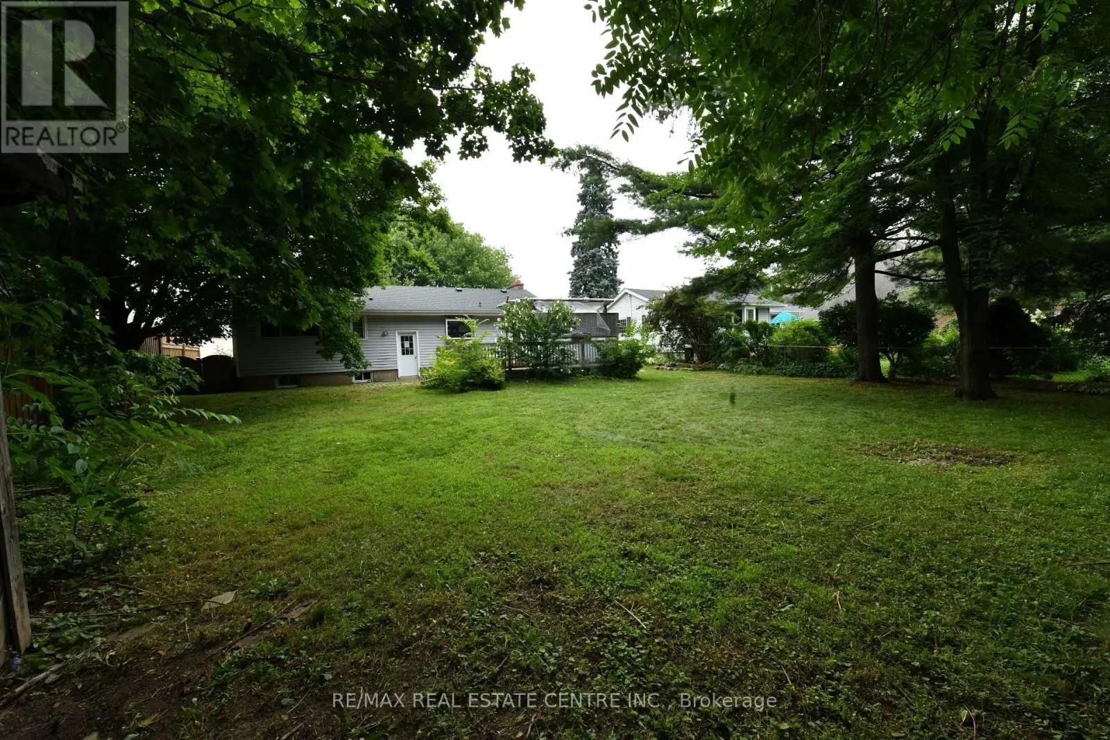 15 MILLER DRIVE