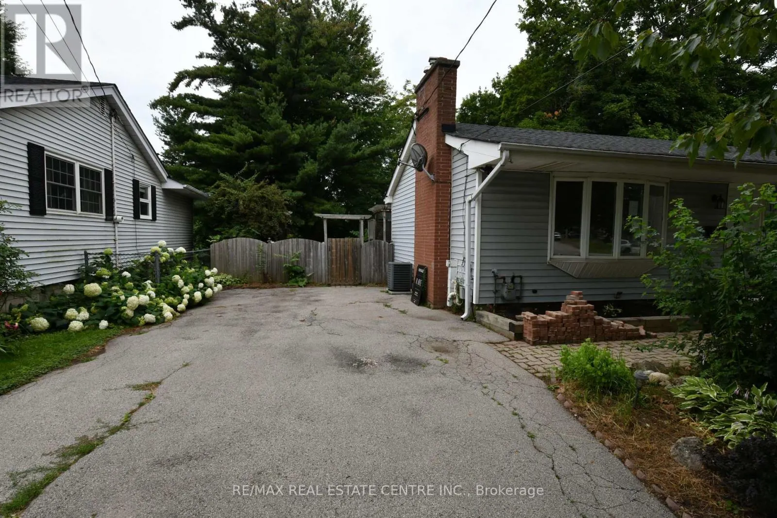 15 MILLER DRIVE