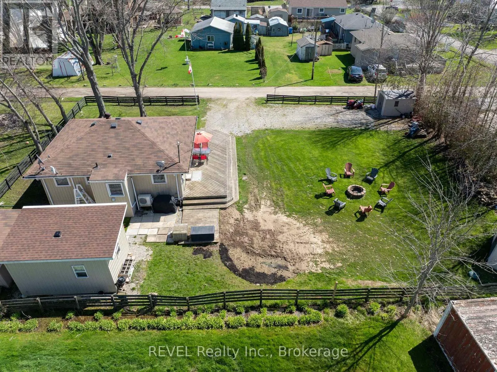 11 WALTER DRIVE
